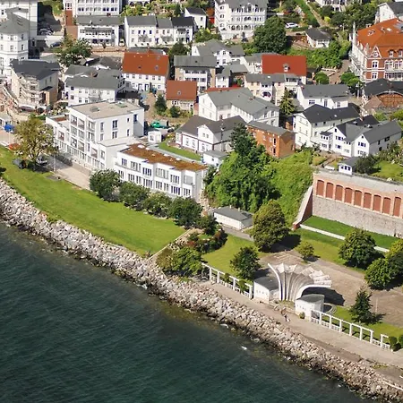 Ostseeresidenz - Penthouse 20 Mit Sauna, Balkon, Meerblick * Sassnitz